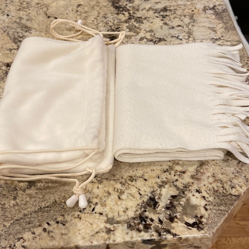 Bath And Body Works Draw String Backpack And Scarf - image 1